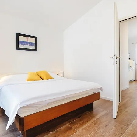 Cosy Close To The And Centre Apartment Porec